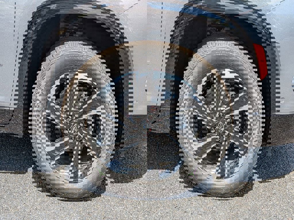 New 2026 Buick Enclave Sport Touring w/ Super Cruise Package image 11