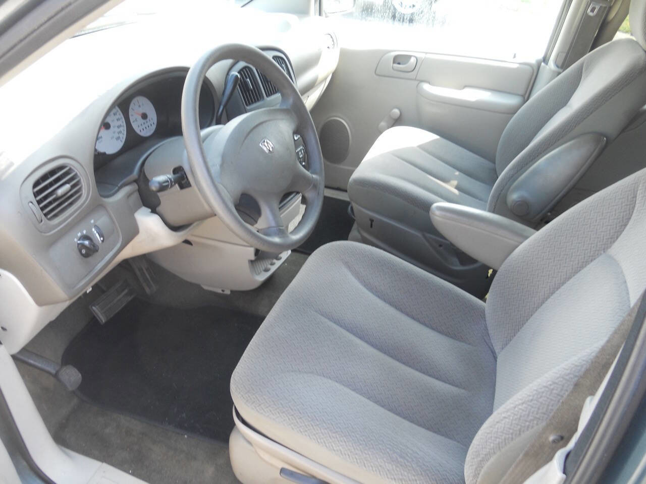 Used 2006 Dodge Caravan SE image 14