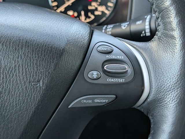 Used 2019 Nissan Pathfinder SL image 24