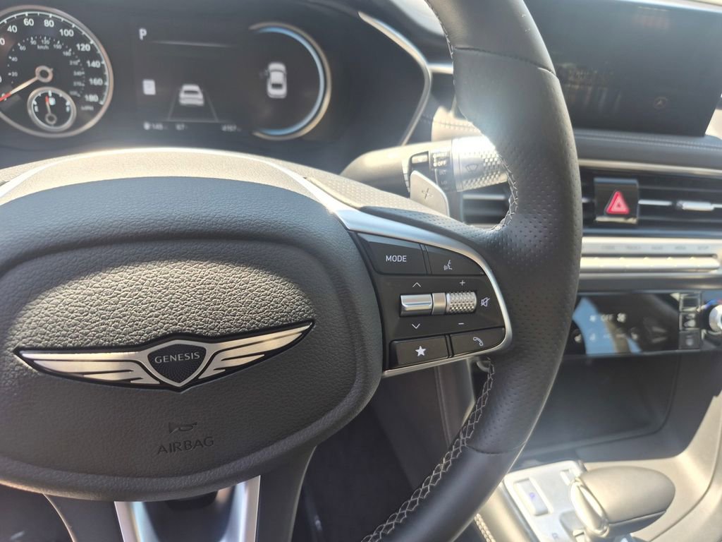 Used 2026 Genesis G70 2.5T image 20