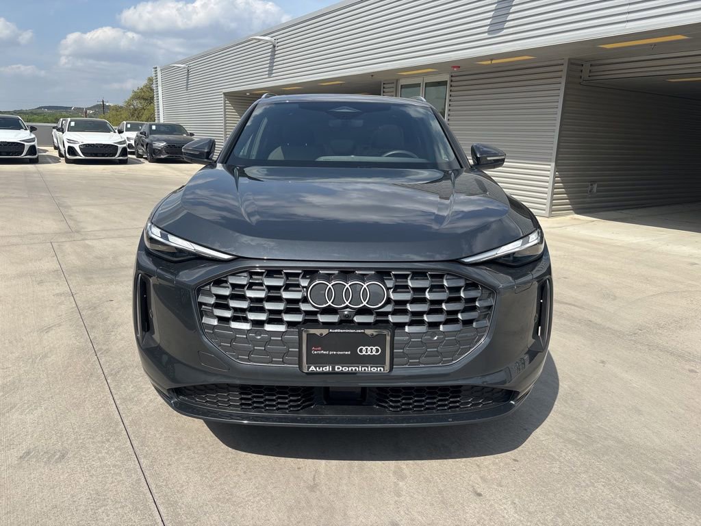 Certified 2025 Audi Q5 Premium w/ Convenience Package image 2