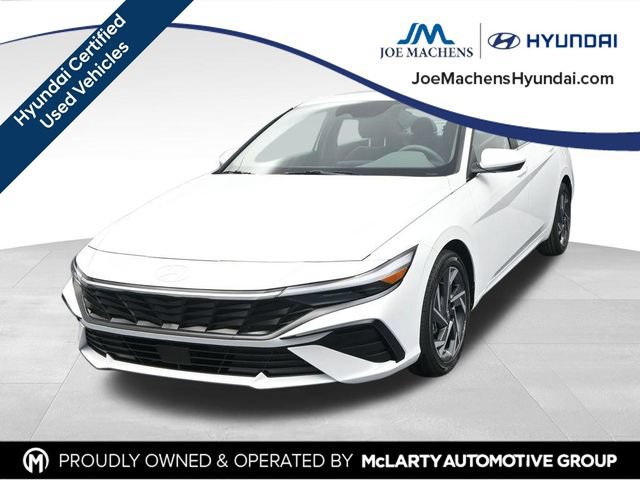 Used 2025 Hyundai Elantra SEL FWD image 5