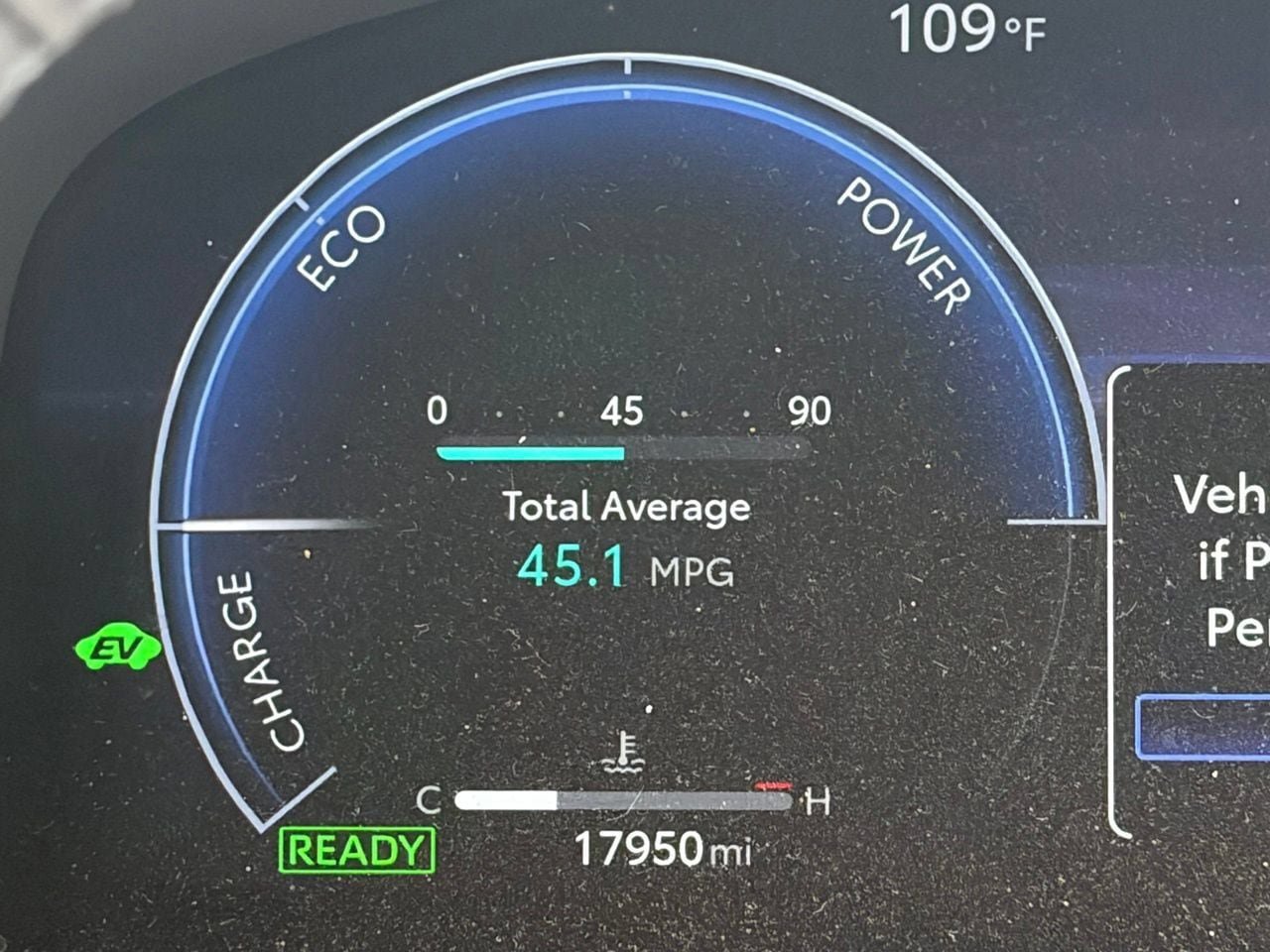 Used 2025 Toyota Camry XSE FWD image 10