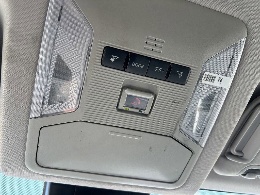 Used 2022 Toyota RAV4 Adventure AWD/4WD image 34