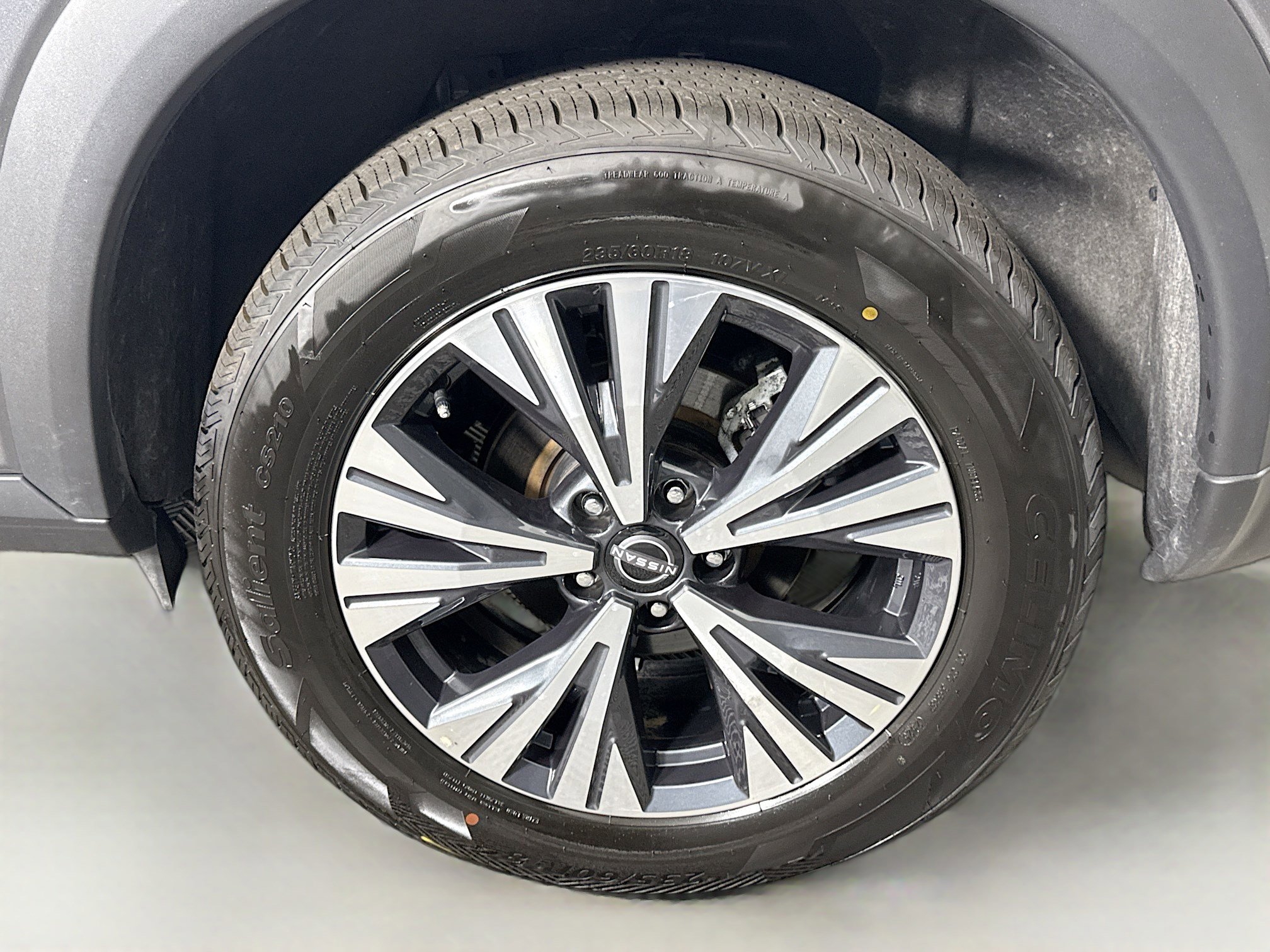 Used 2023 Nissan Rogue SV image 37