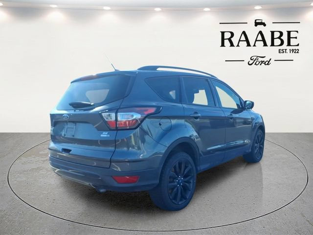 Used 2018 Ford Escape SE w/ SE Sport Appearance Package AWD/4WD image 9