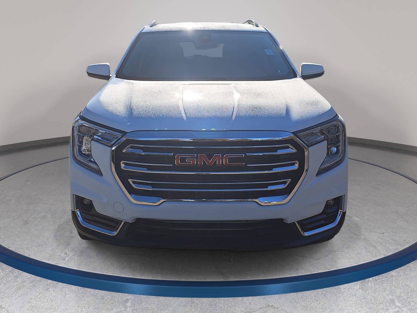 New 2024 GMC Terrain SLT AWD/4WD image 2