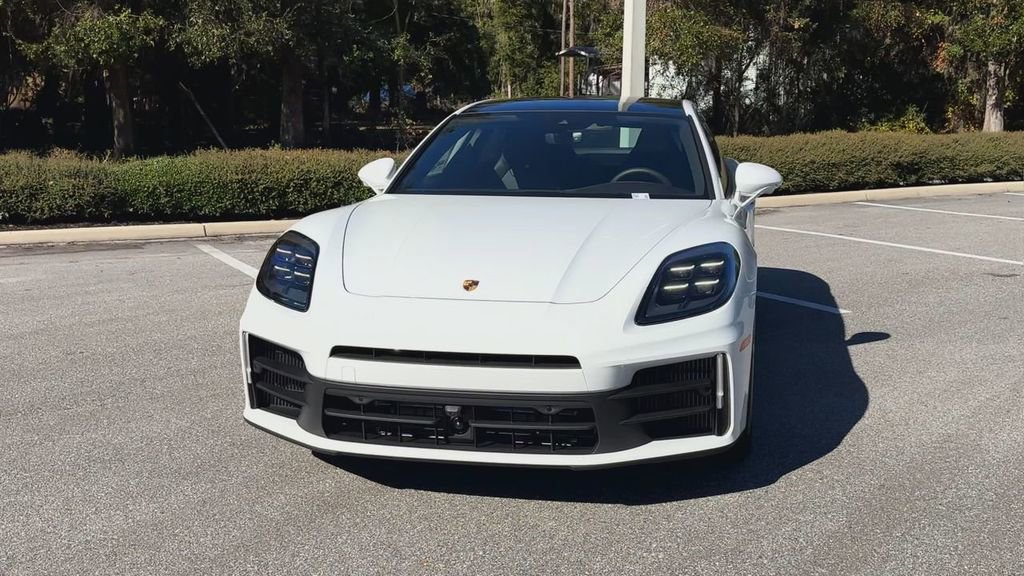 New 2025 Porsche Panamera image 3