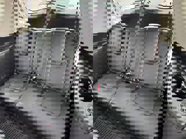 Used 2016 INFINITI QX80 4WD w/ Deluxe Technology Package image 15