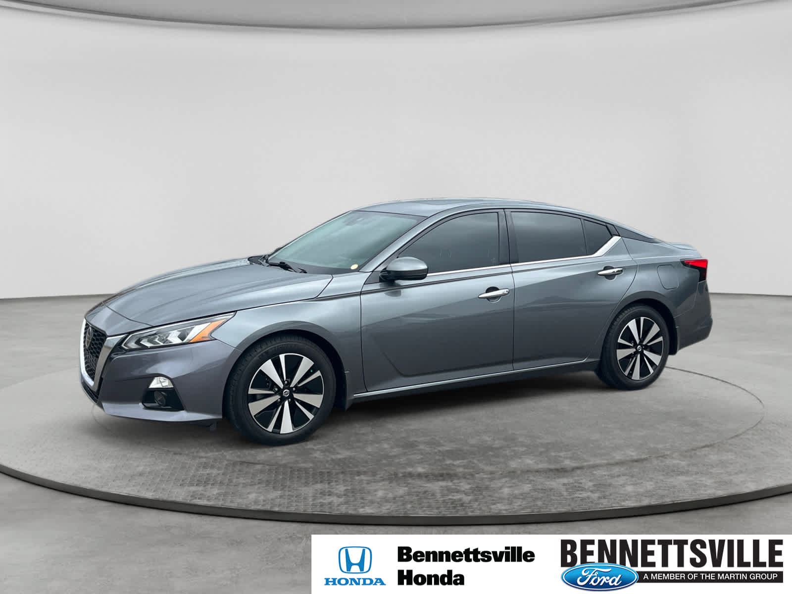 Used 2019 Nissan Altima 2.5 SV FWD image 1