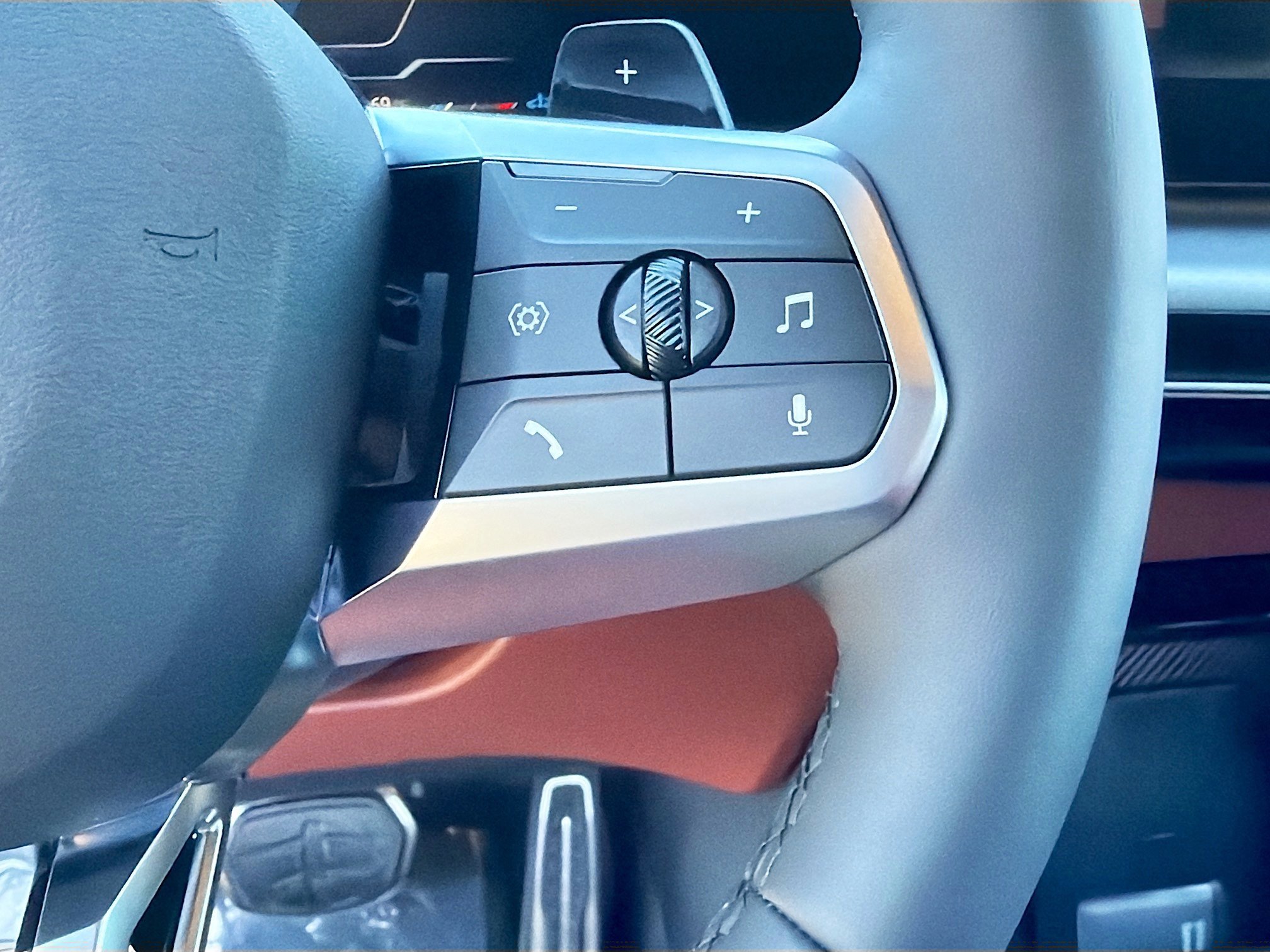 New 2026 BMW X2 xDrive28i w/ Technology Package image 37