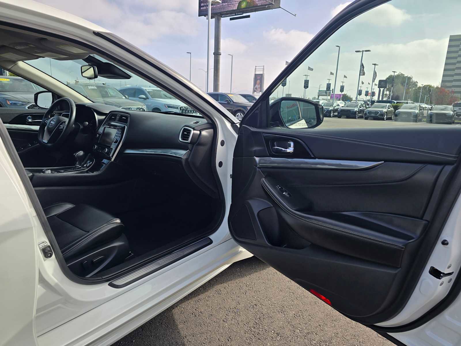 Used 2023 Nissan Maxima SV w/ Floor Mat Group image 12