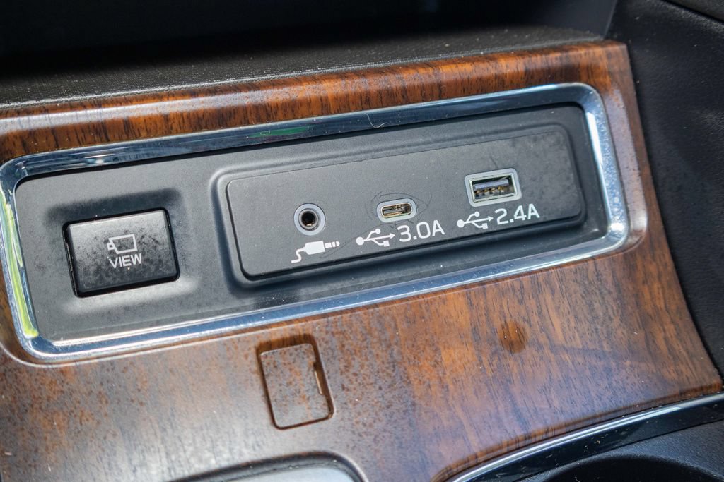 Used 2023 Subaru Ascent Touring AWD/4WD image 23