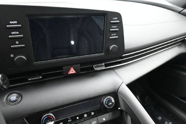 New 2026 Hyundai Elantra SEL Sport FWD image 20