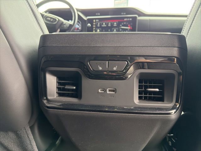 Used 2023 GMC Sierra 1500 AT4X image 14