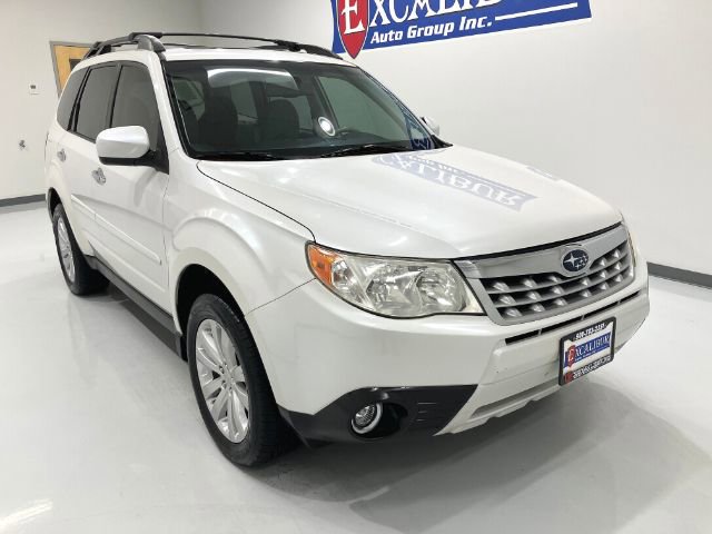 Used 2011 Subaru Forester 2.5X Limited w/ Rugged Pkg 1I image 4