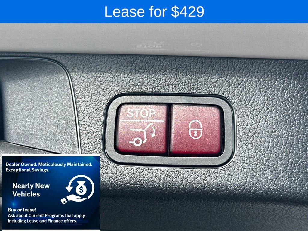 Used 2025 Mercedes-Benz GLB 250 GLB 250 image 30