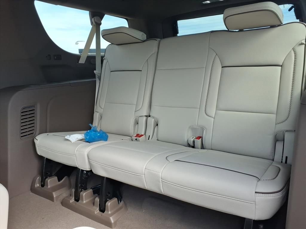 New 2026 GMC Yukon XL Denali image 14