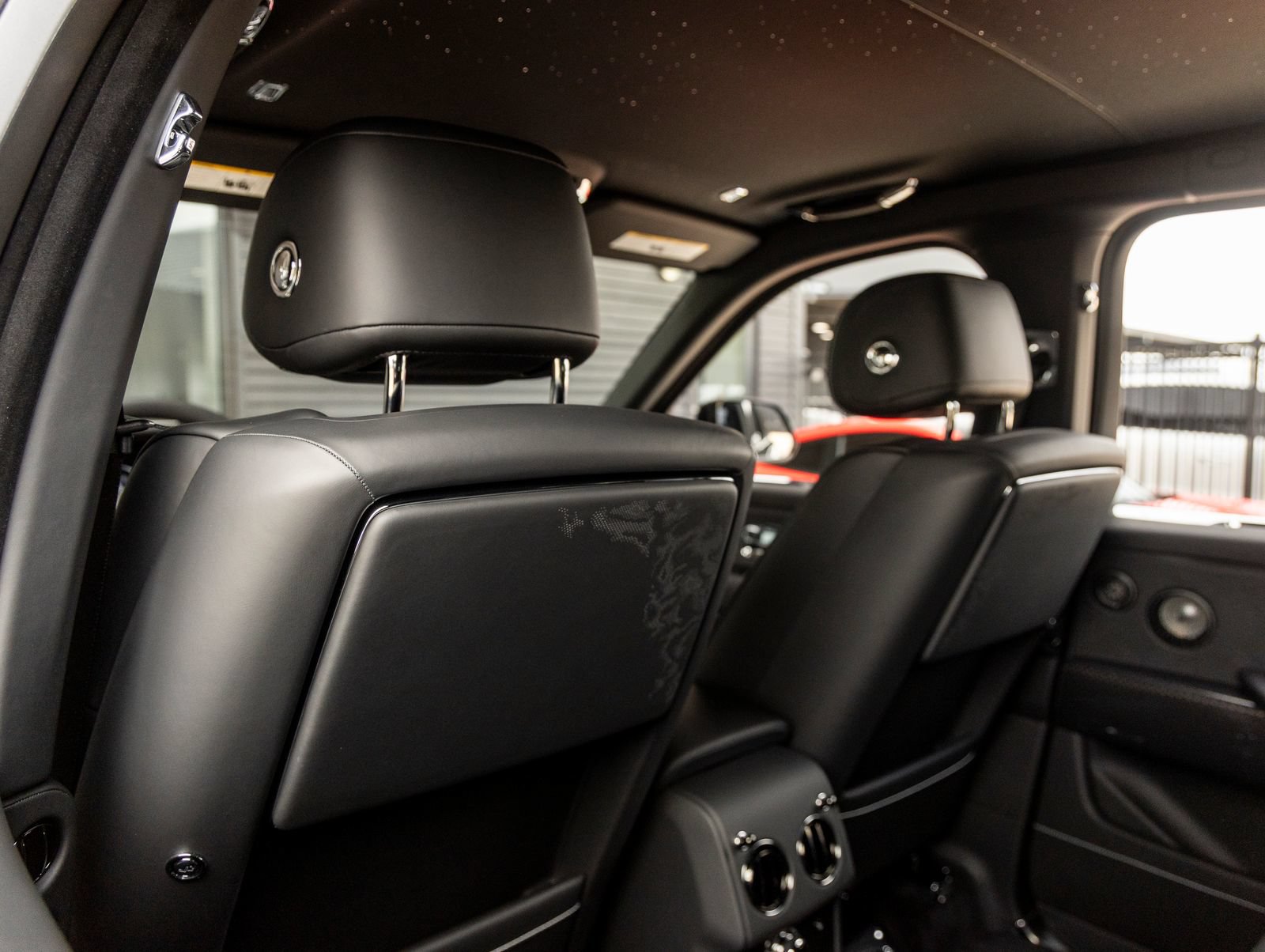 New 2027 Rolls-Royce Cullinan Black Badge AWD/4WD image 30