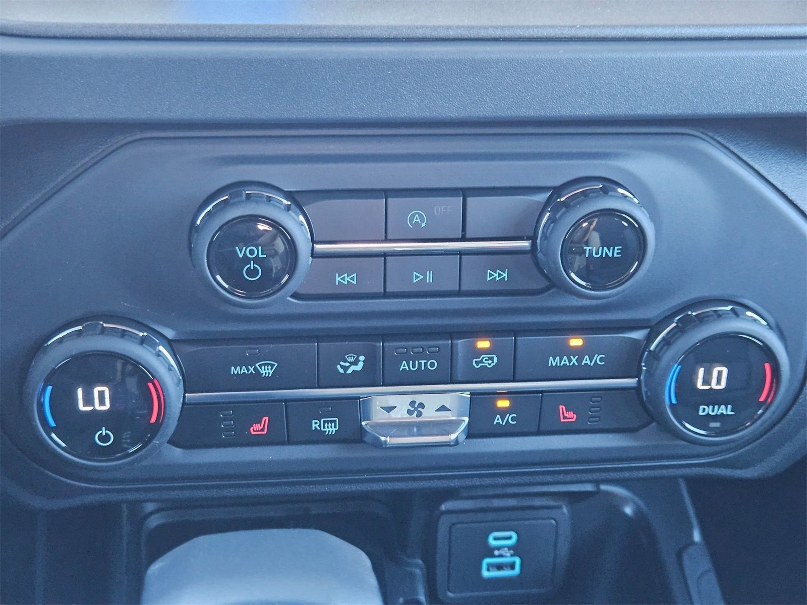 New 2025 Ford Bronco Big Bend image 23