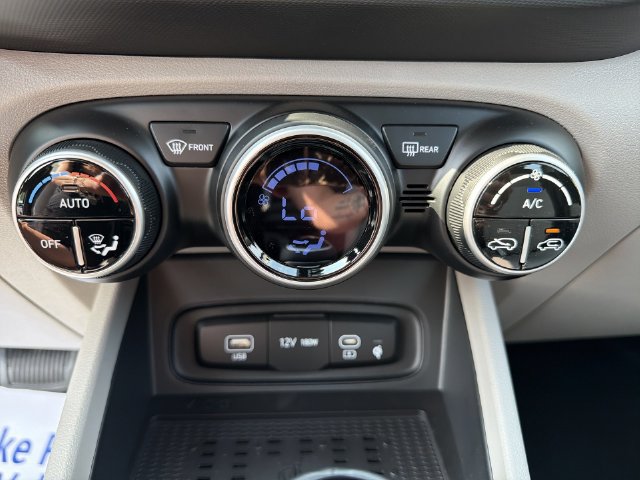New 2026 Hyundai Venue SEL FWD image 24