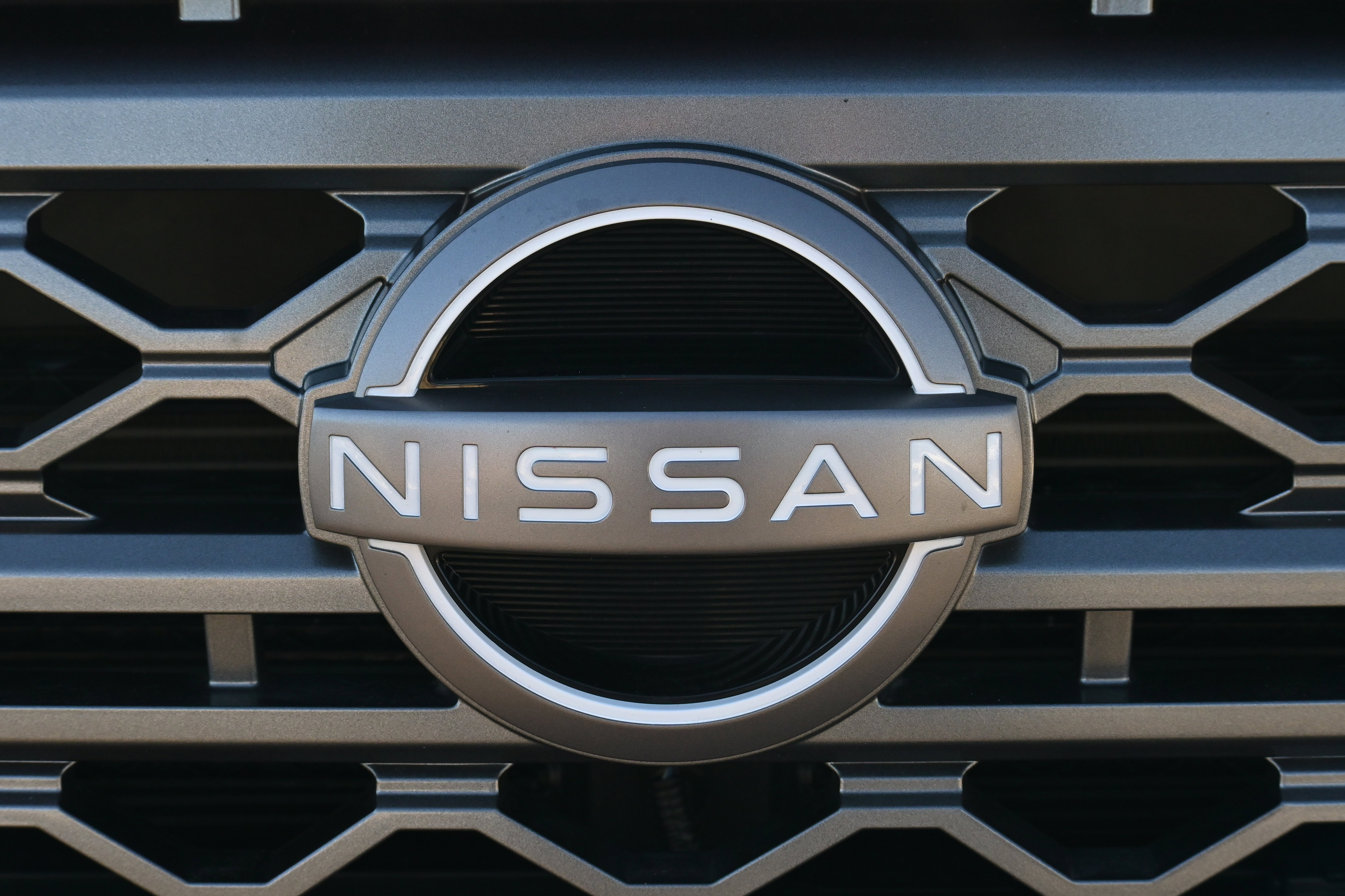 Used 2024 Nissan Frontier SL w/ Technology Package image 36