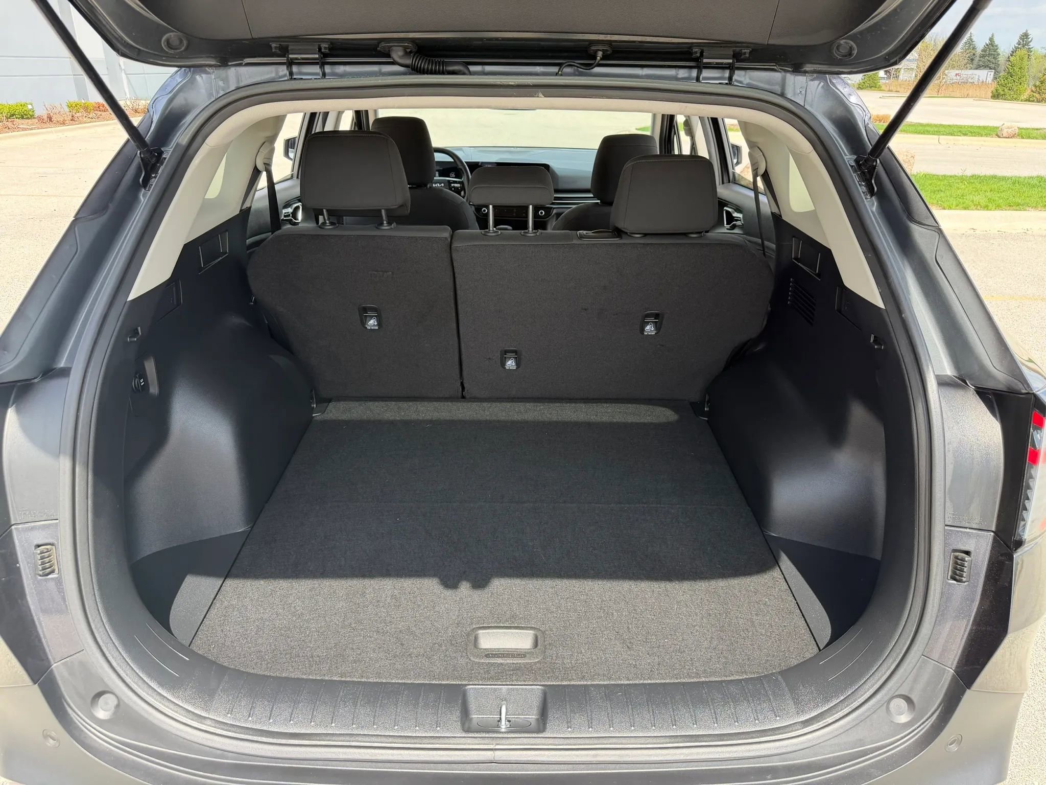 Used 2026 Kia Sportage LX FWD image 30