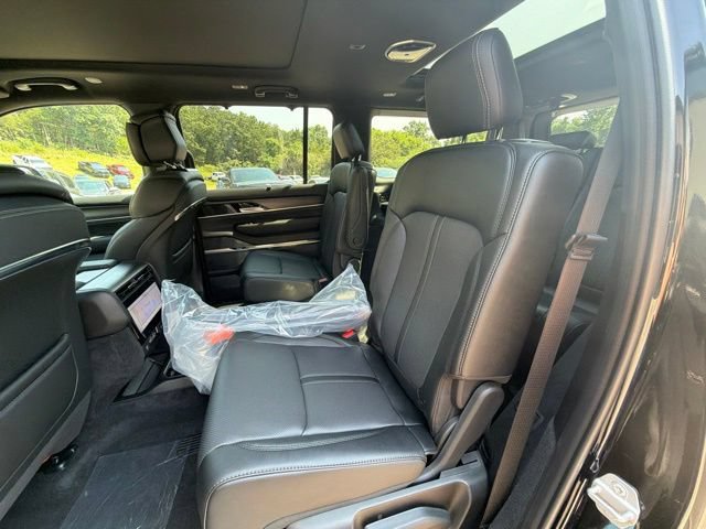 New 2026 Jeep Grand Wagoneer Summit AWD/4WD image 14
