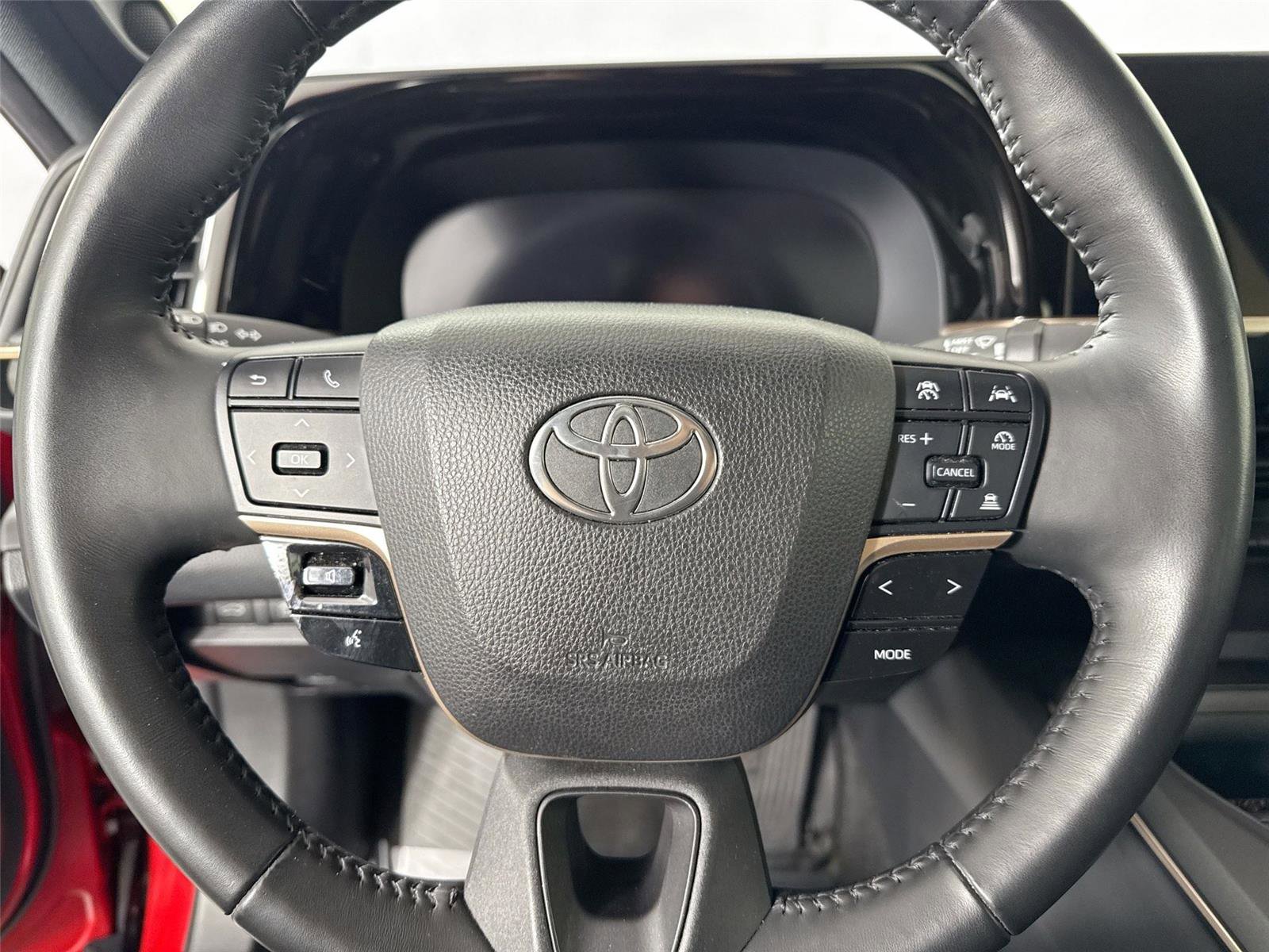 Certified 2023 Toyota Crown Limited image 17