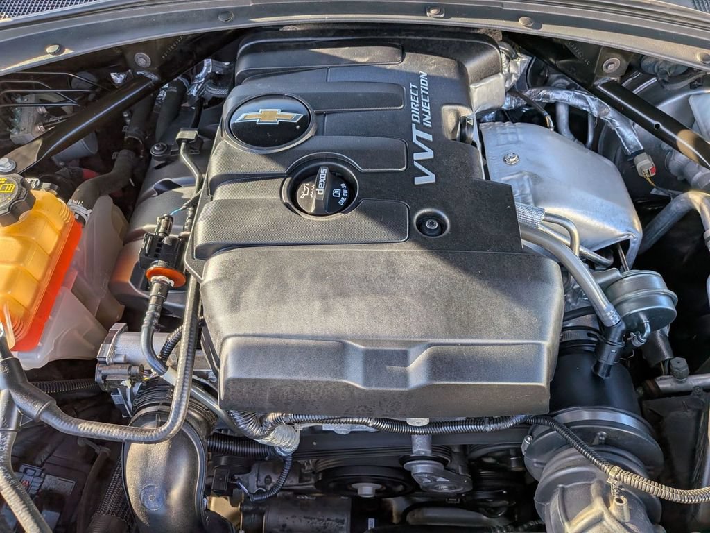 Used 2020 Chevrolet Camaro LT RWD image 32