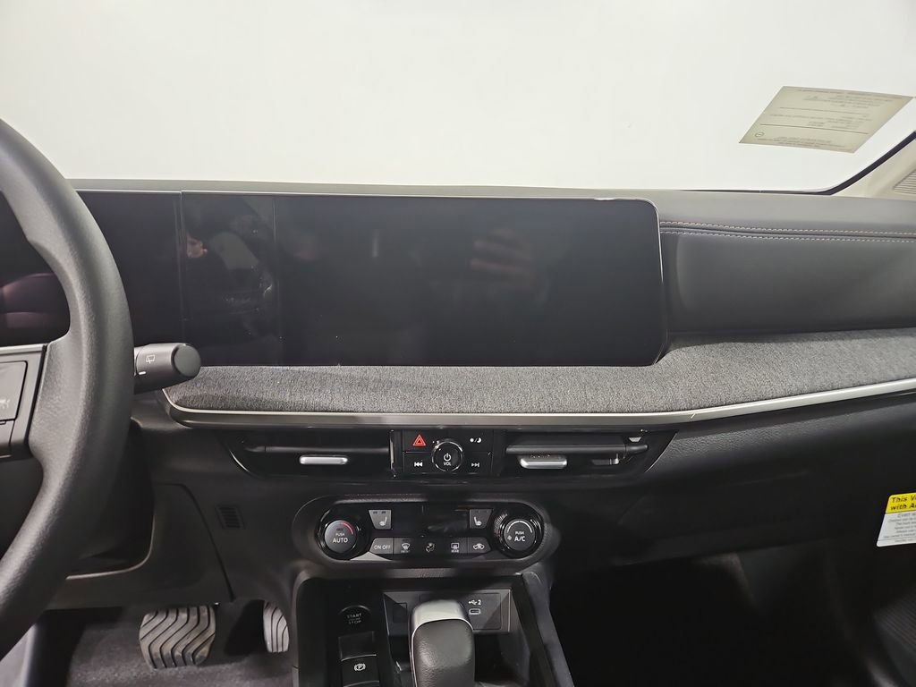 New 2026 Nissan Kicks SV image 19