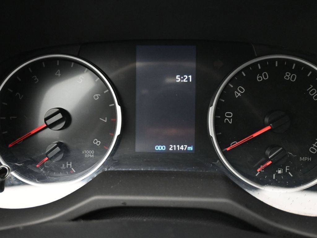 Used 2022 Toyota RAV4 LE image 13