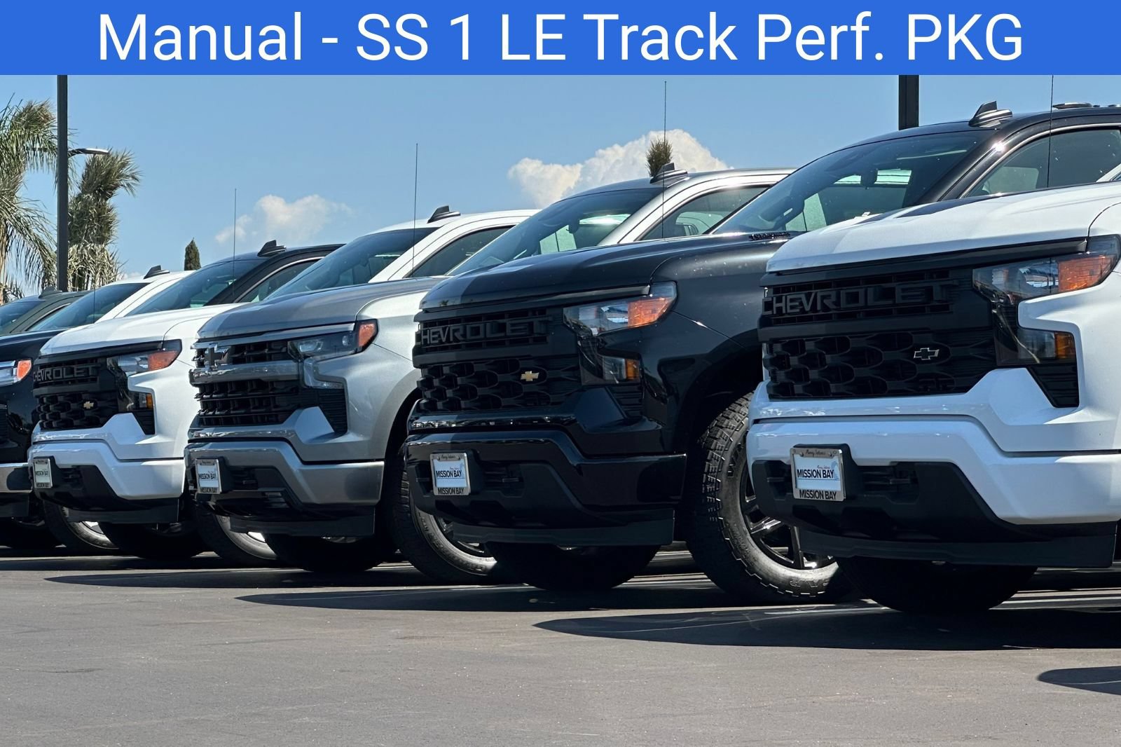 Used 2018 Chevrolet Camaro SS RWD image 41