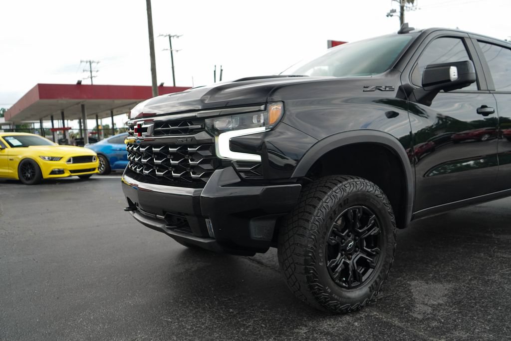 Used 2022 Chevrolet Silverado 1500 ZR2 w/ Technology Package AWD/4WD image 17