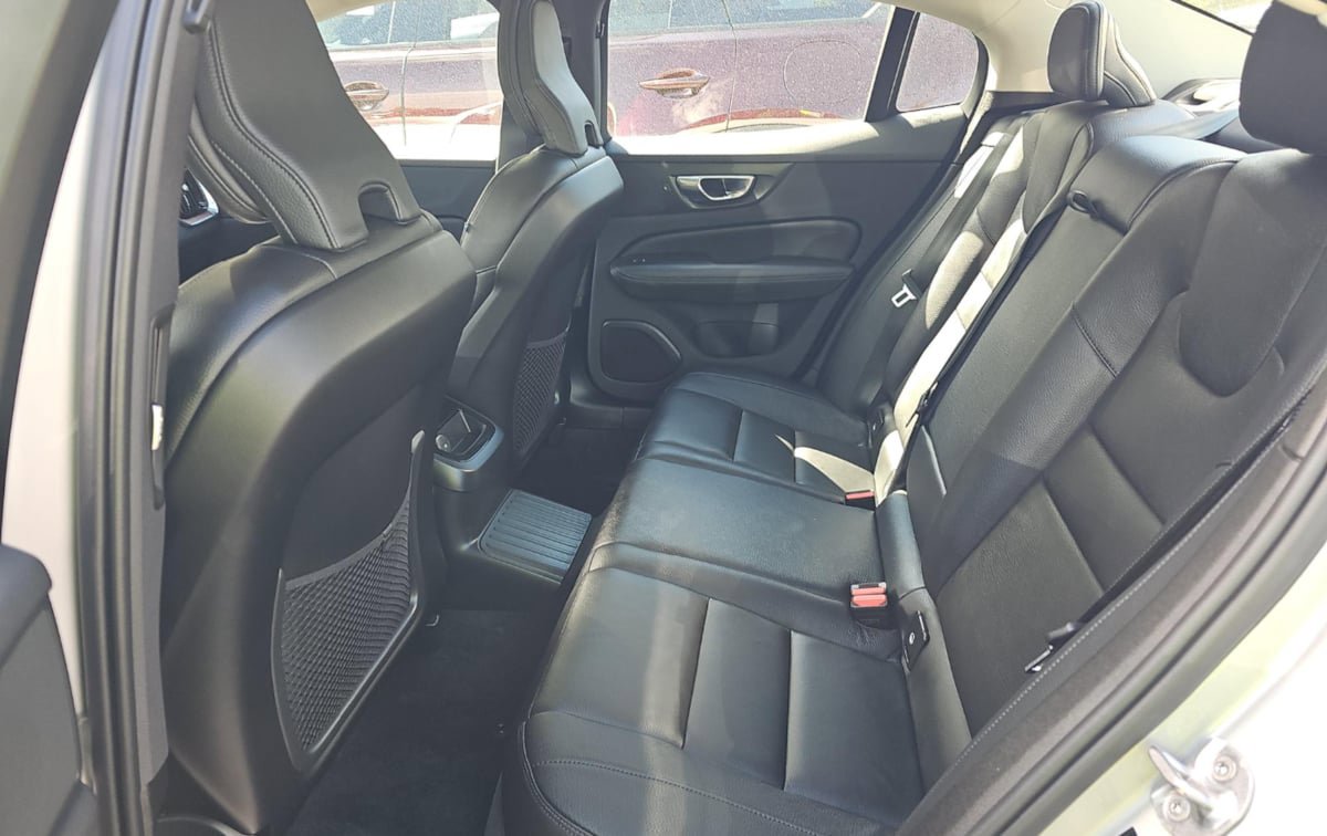 Used 2023 Volvo S60 T8 Plus AWD/4WD image 9