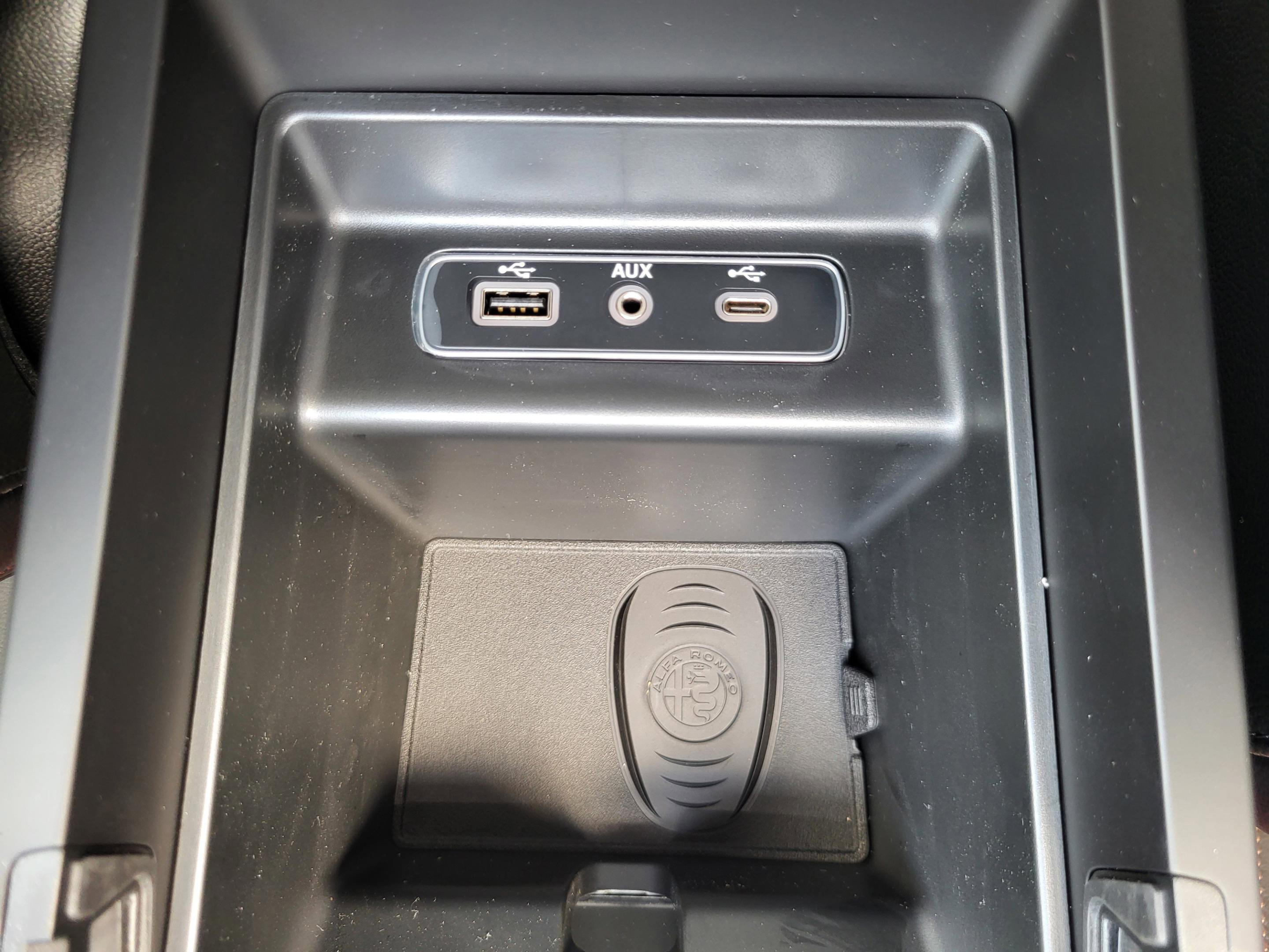 New 2025 Alfa Romeo Giulia w/ Driving Assist Package RWD image 49