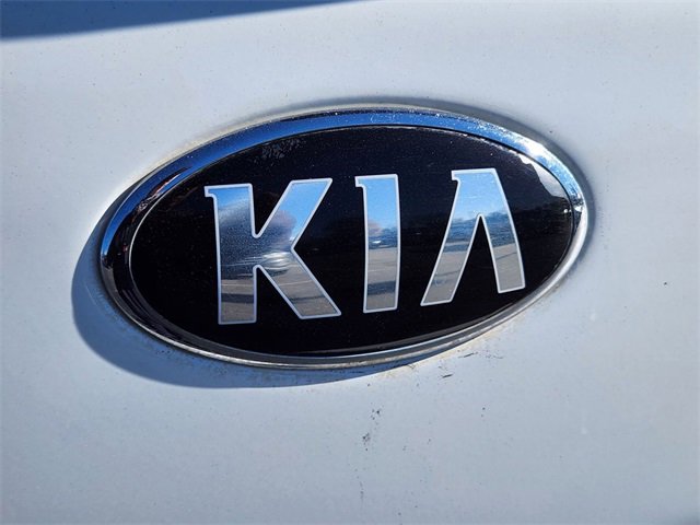 Used 2018 Kia Soul + image 11