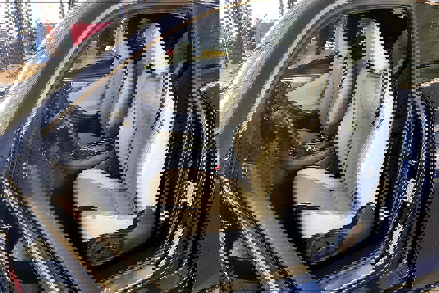 Used 2021 INFINITI Q60 3.0t Luxe w/ Essential Package RWD image 7