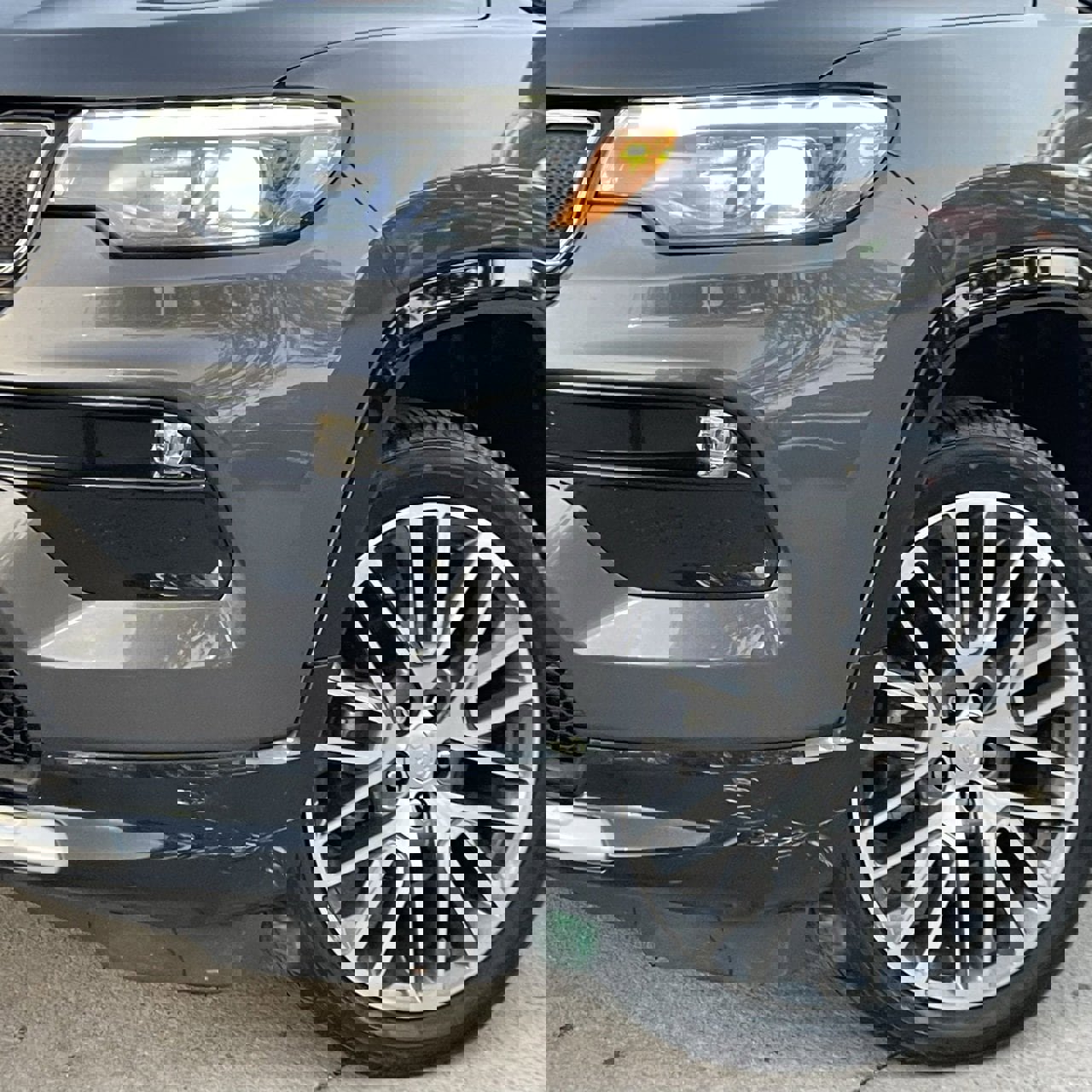 Used 2022 Jeep Compass Limited w/ Elite Group image 8