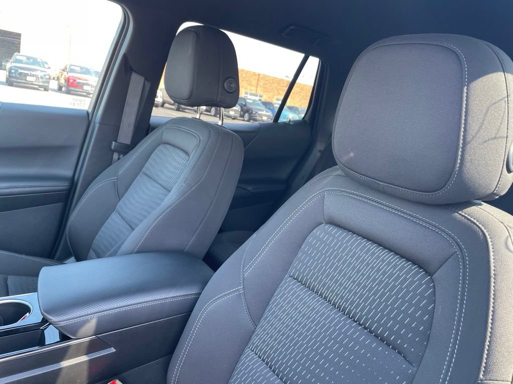 Used 2026 Chevrolet Equinox LT AWD/4WD image 20