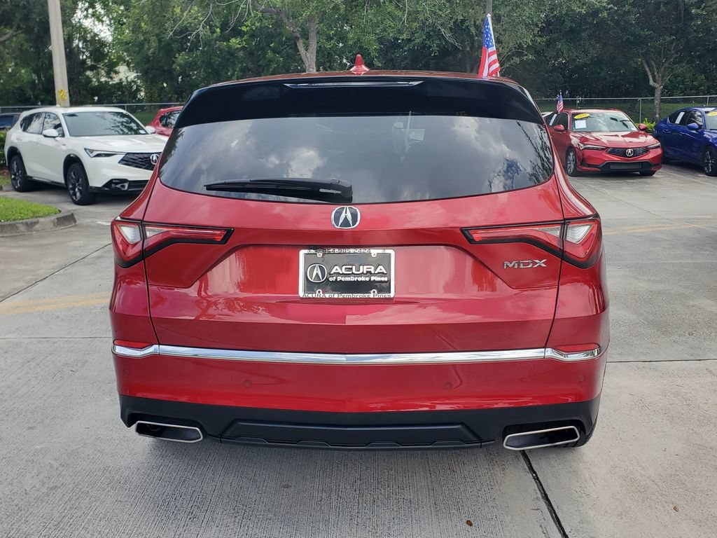 Certified 2024 Acura MDX FWD w/ Technology Package image 6