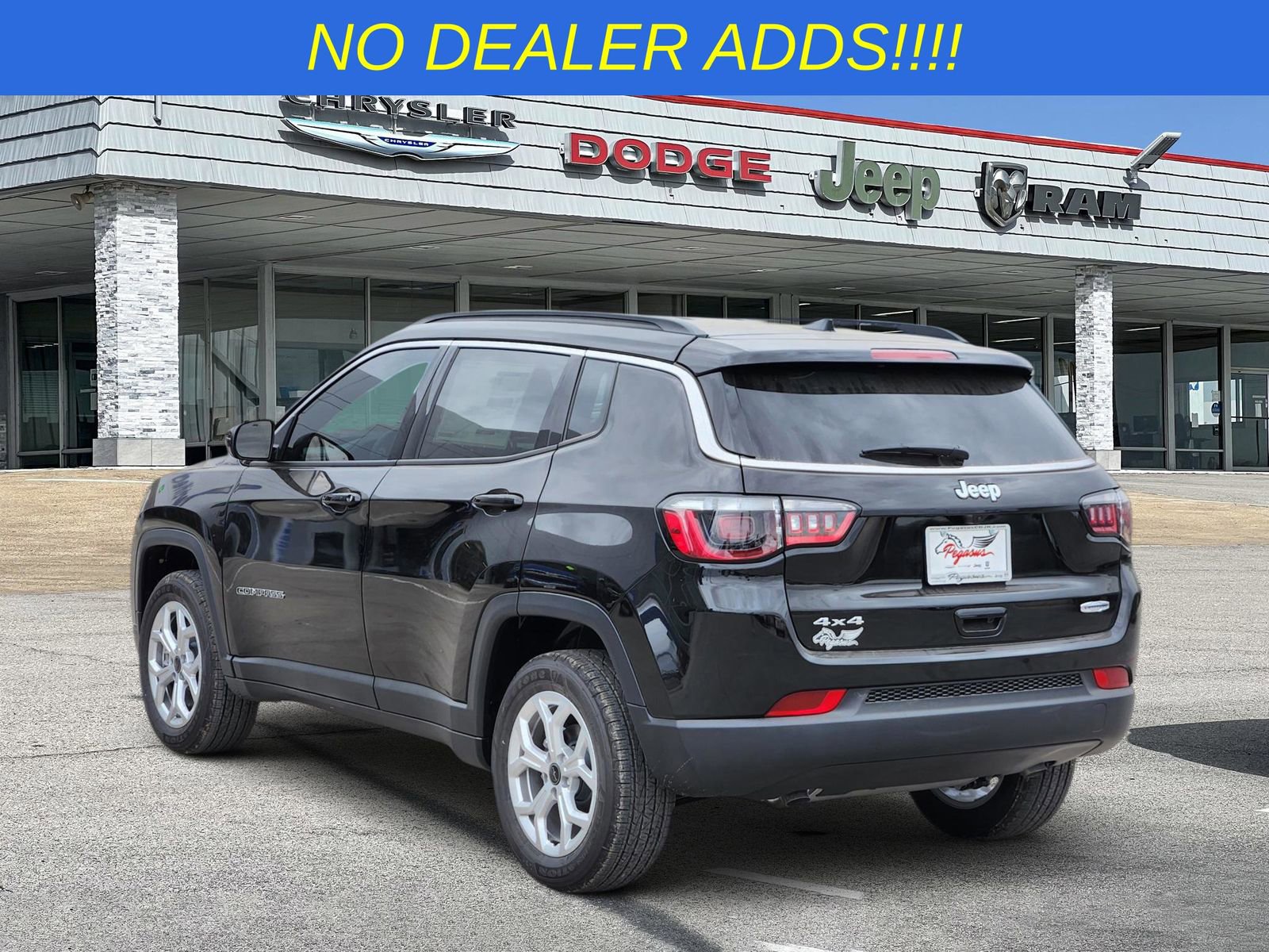 New 2026 Jeep Compass Latitude image 4