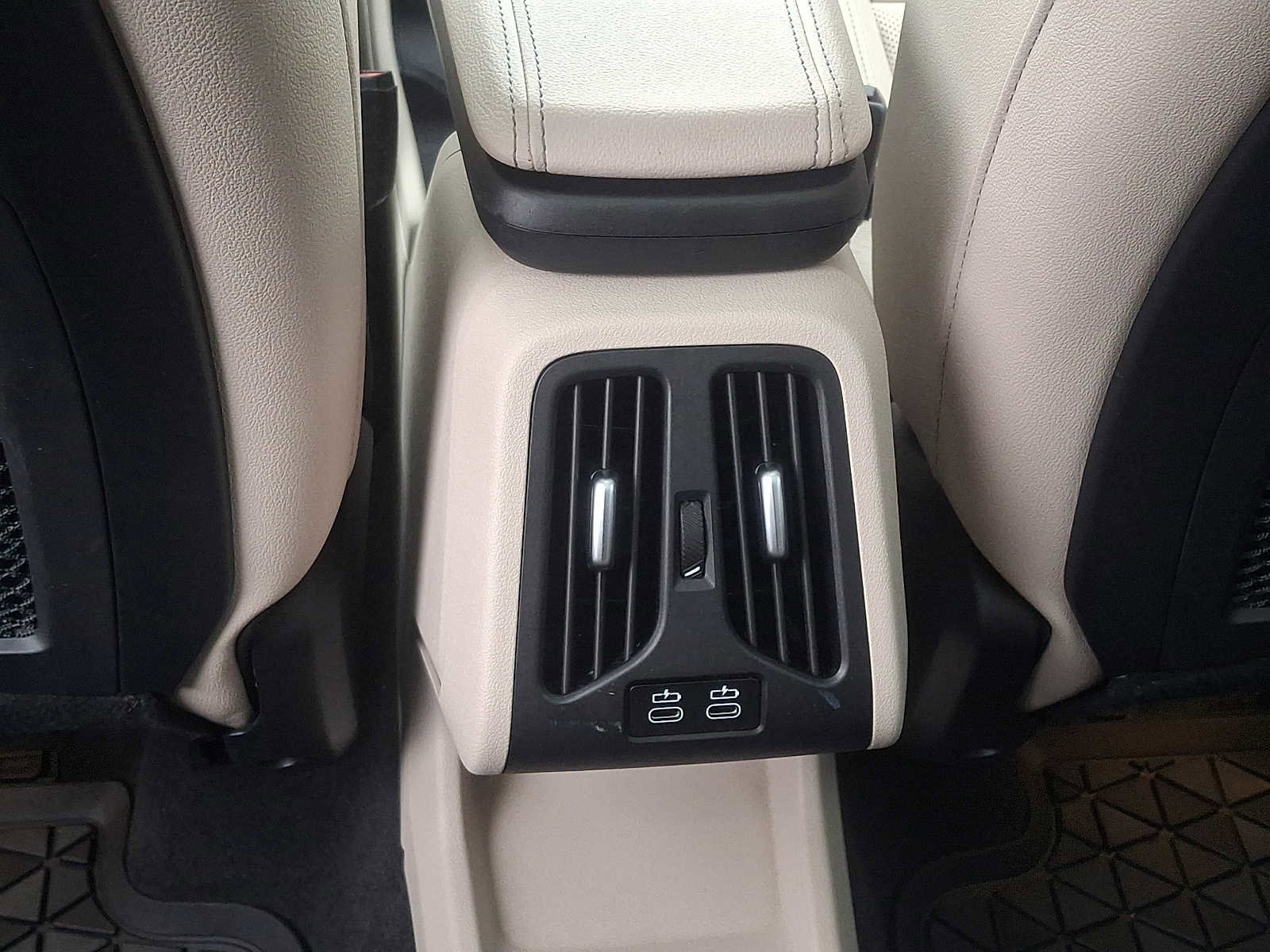 Certified 2023 BMW X1 xDrive28i w/ Convenience Package image 11