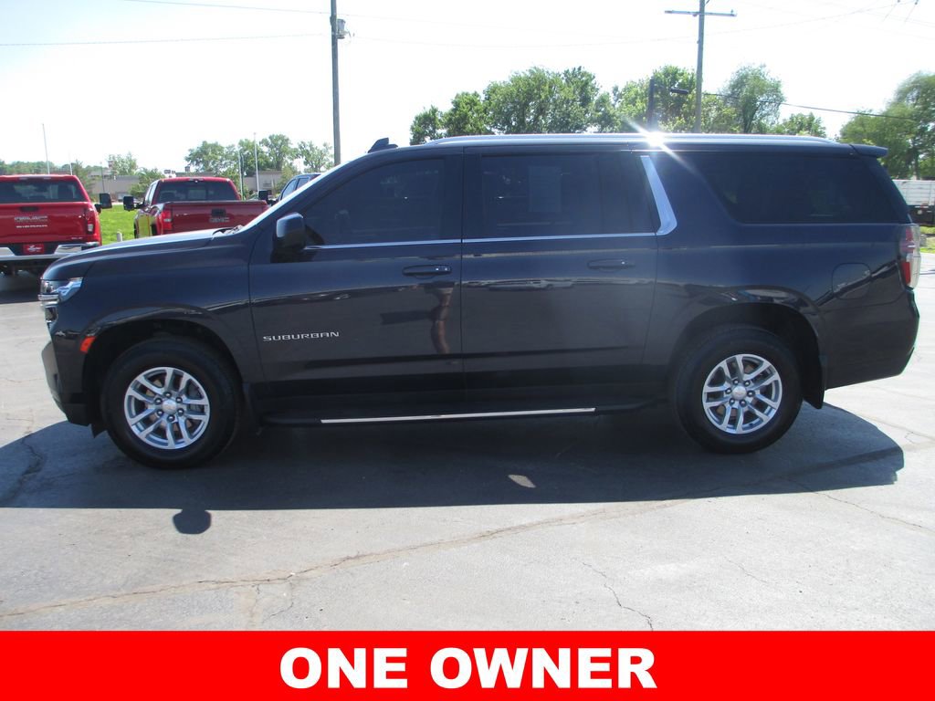 Used 2023 Chevrolet Suburban LT AWD/4WD image 11