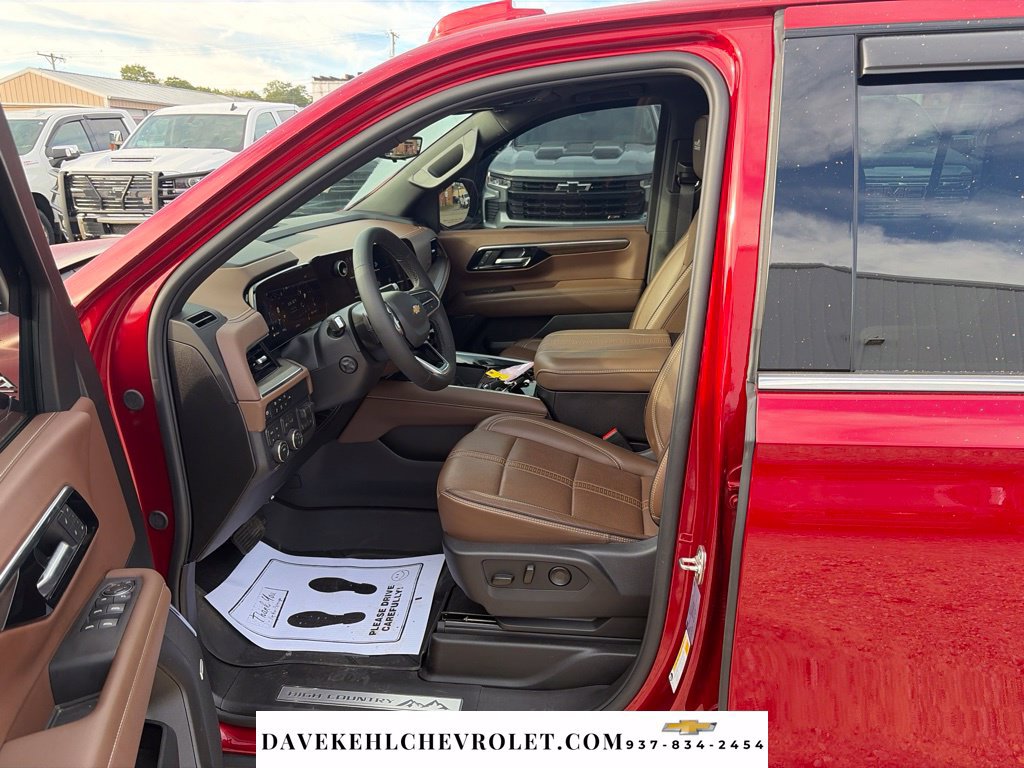 Used 2026 Chevrolet Suburban High Country w/ Sun And Tow Package AWD/4WD image 23