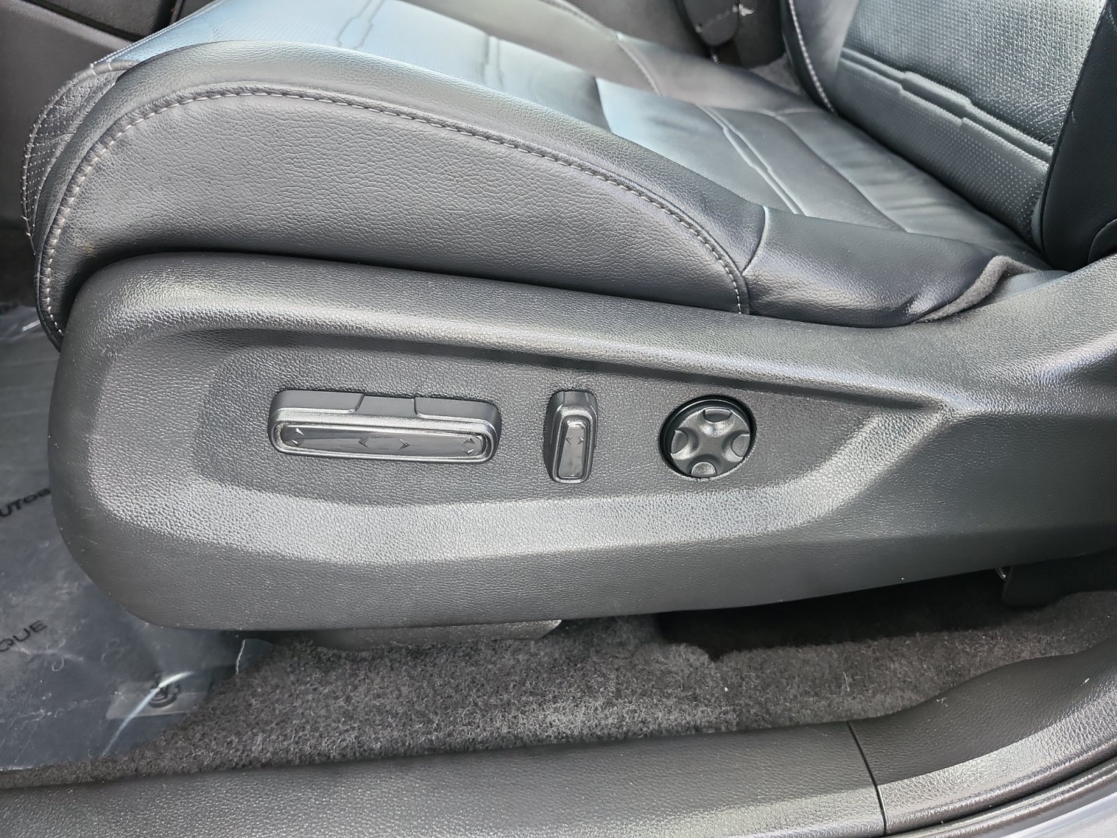 Used 2021 Honda CR-V EX-L image 17