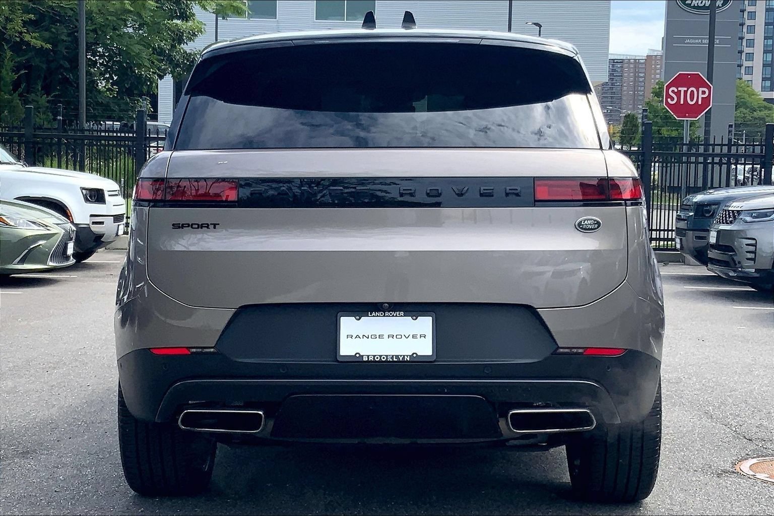 Certified 2023 Land Rover Range Rover Sport SE AWD/4WD image 4