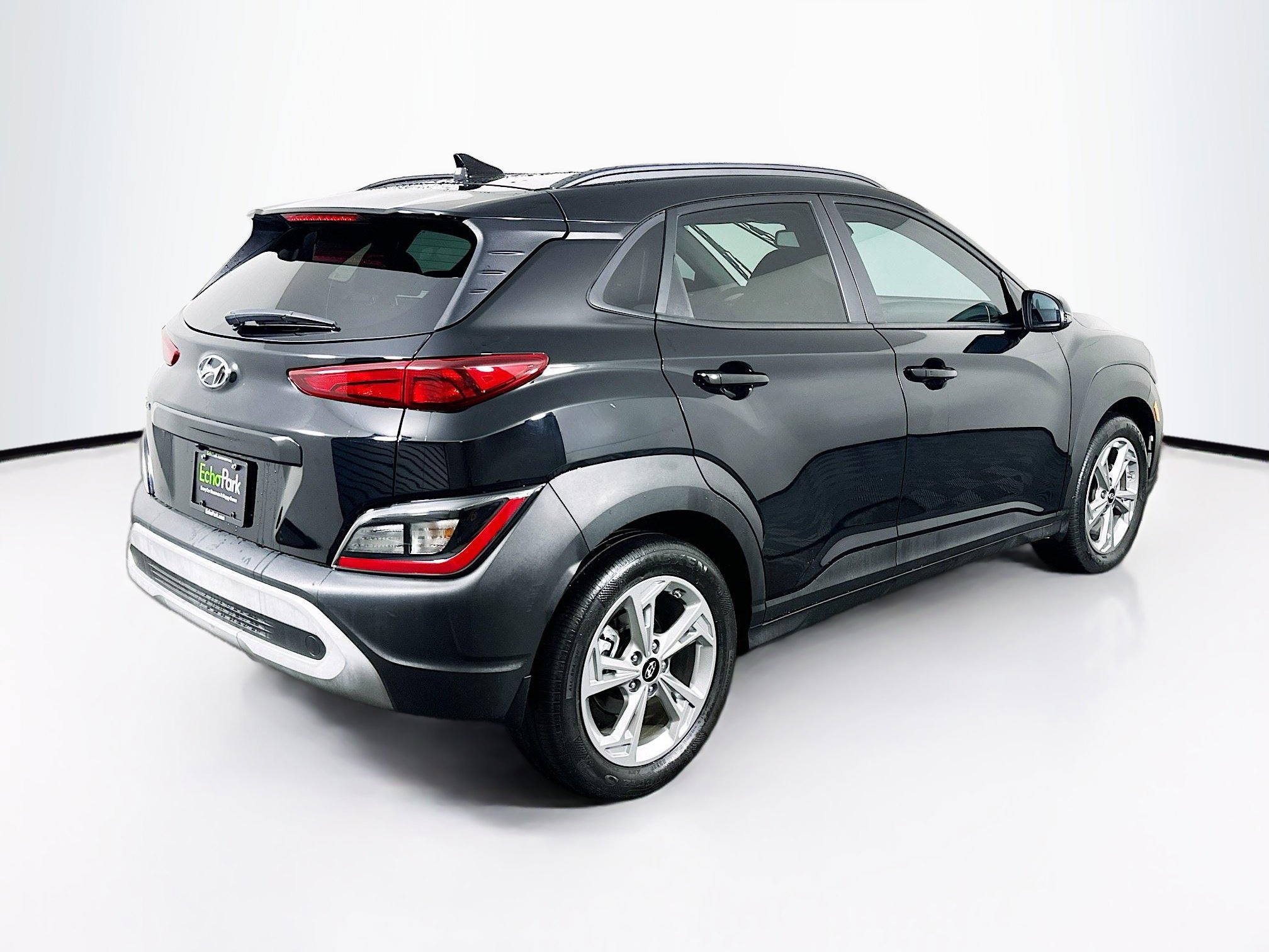Used 2023 Hyundai Kona SEL w/ Convenience Package image 9