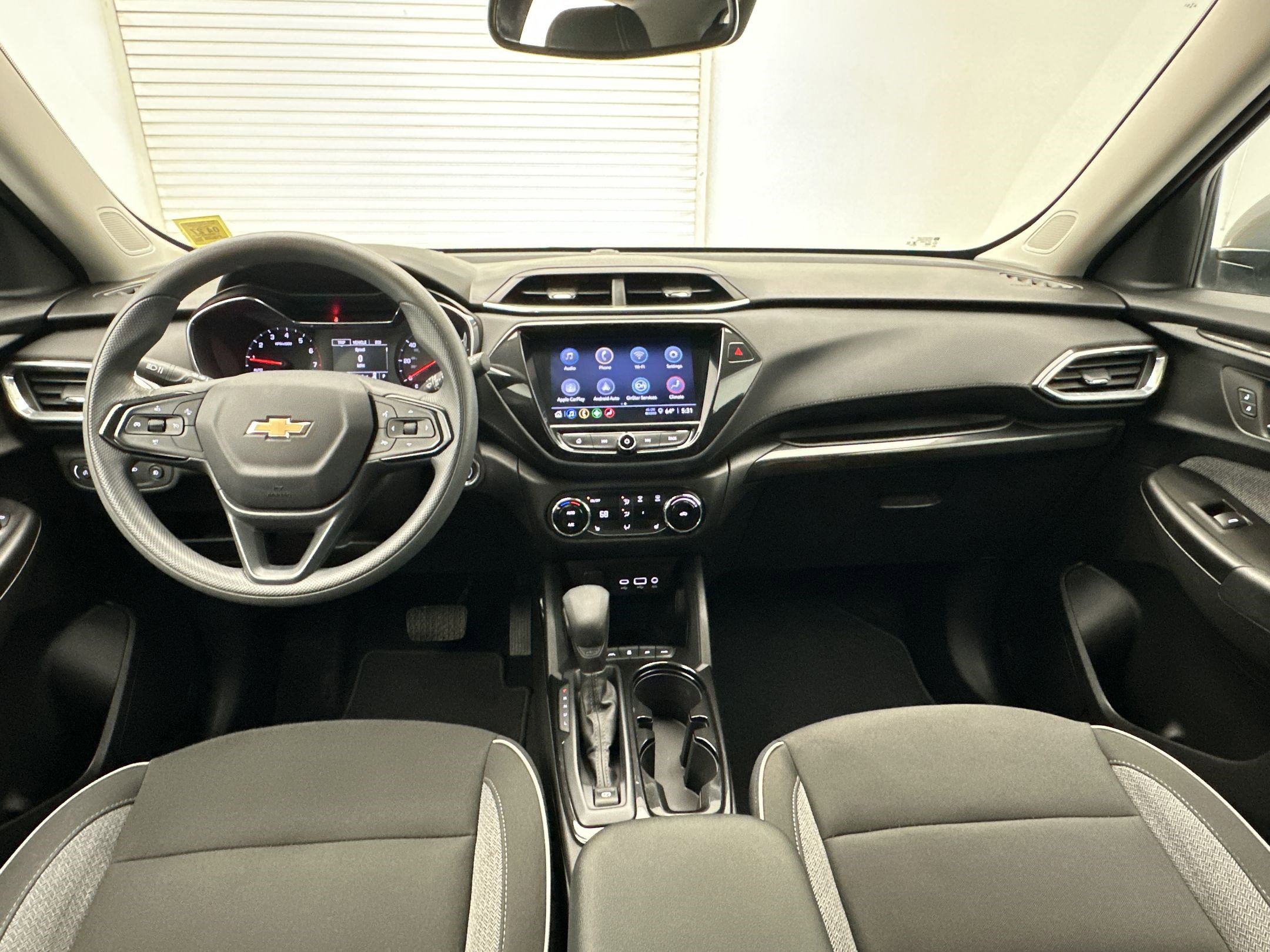 Certified 2023 Chevrolet TrailBlazer LT w/ Convenience Package AWD/4WD image 15