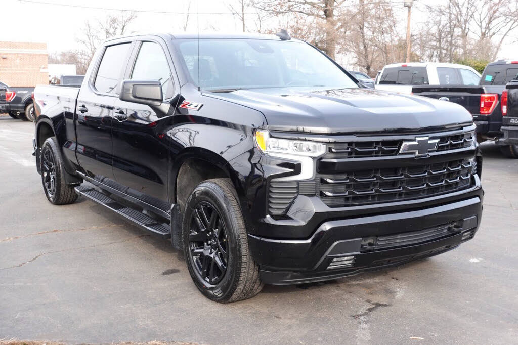 Used 2024 Chevrolet Silverado 1500 RST AWD/4WD image 5